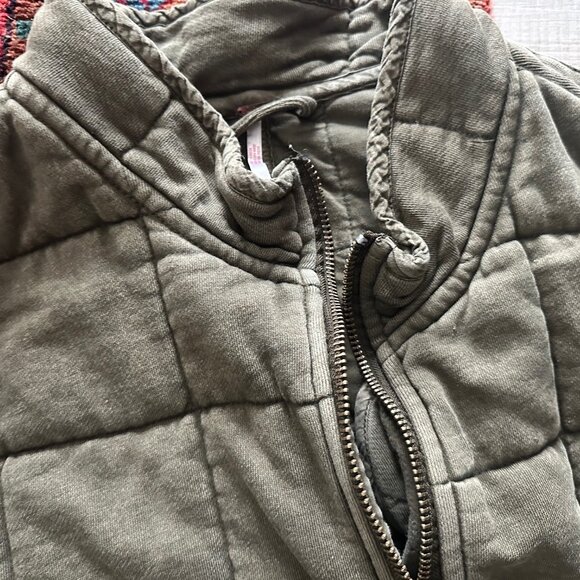 Free People Dolman Quilted Knit Jacket Olive Military Green - Size L - Picture 3 of 6